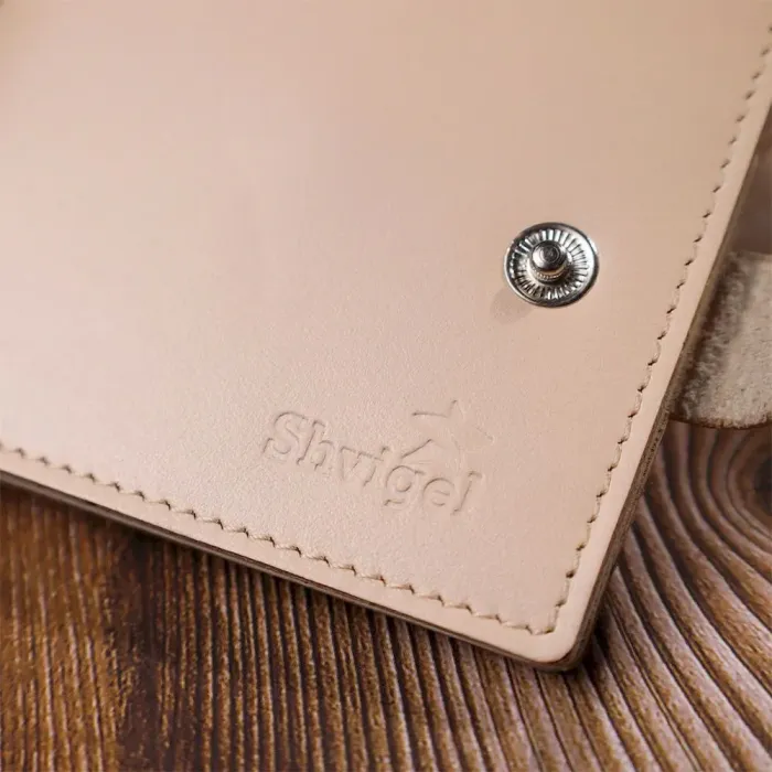 Стильний жіночий гаманець із монетницею шкіряний SHVIGEL 16623 Молочний