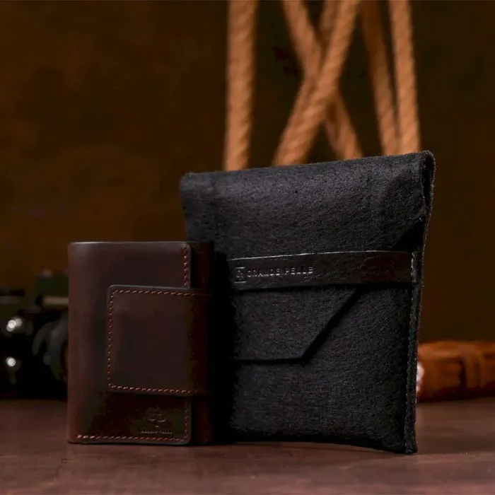 Строгое портмоне унисекс в винтажном стиле GRANDE PELLE 11151 Коричневое