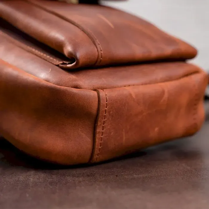 Сумка SHVIGEL 11132 із вінтажної шкіри