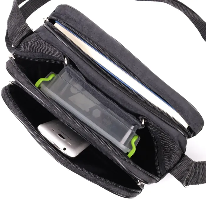 Зручна чоловіча сумка на плече з якісного поліестеру FABRA 22577 Чорний