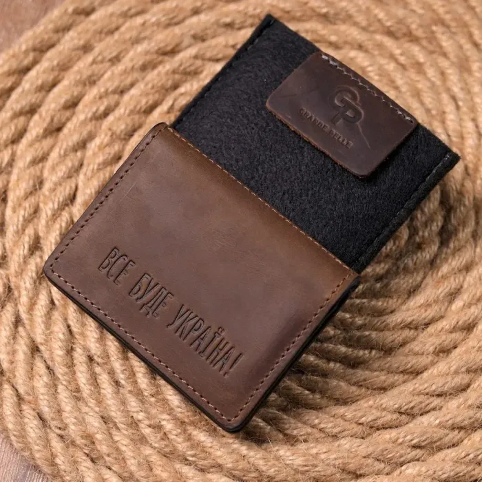 Удобная обложка на автодокументы в винтажной коже Украина GRANDE PELLE 16710 Коричневая