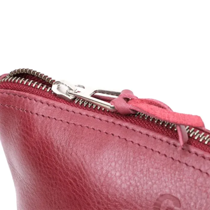 Удобная женская кожаная косметичка GRANDE PELLE 16792 Марсала