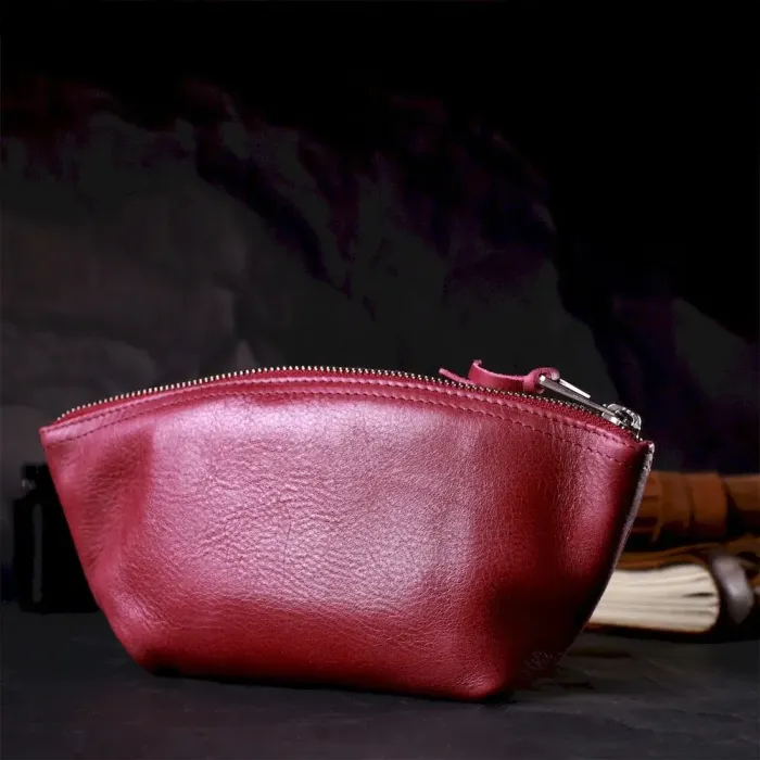 Удобная женская кожаная косметичка GRANDE PELLE 16792 Марсала