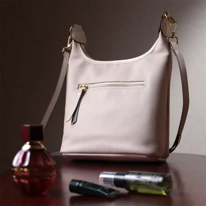 Зручна сумка жіноча на плече з натуральної шкіри Vintage 22628 Біла