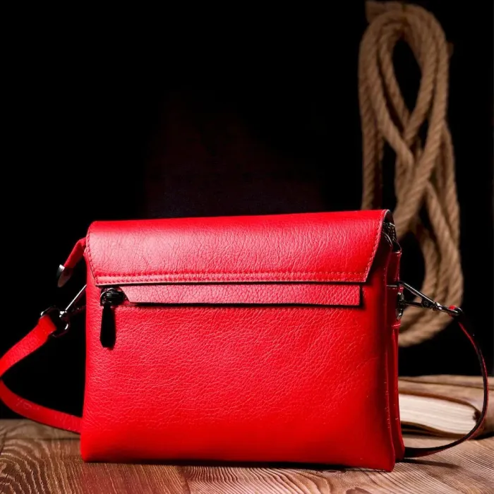 Зручна сумка жіноча на плече KARYA 20857 шкіряна Червоний