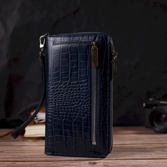 Зручний клатч для жінок із натуральної шкіри із тисненням під крокодила CANPELLINI 21922 Синій
