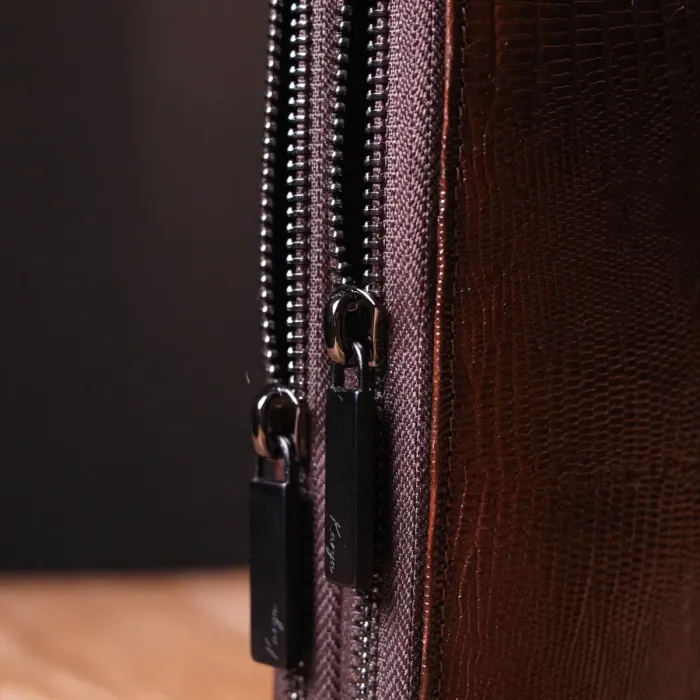 Удобный мужской клатч из фактурной кожи KARYA 20851 Коричневый