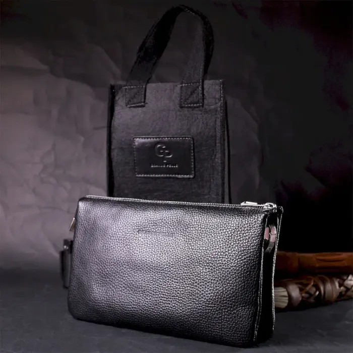 Зручний жіночий клатч із натуральної зернистої шкіри GRANDE PELLE 11697 Чорний