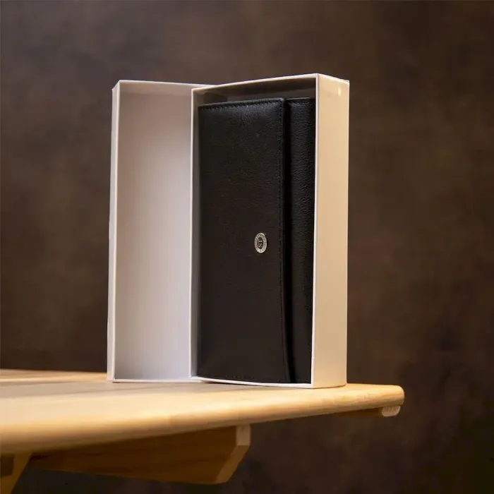 Універсальний жіночий гаманець ST Leather 19388 Чорний