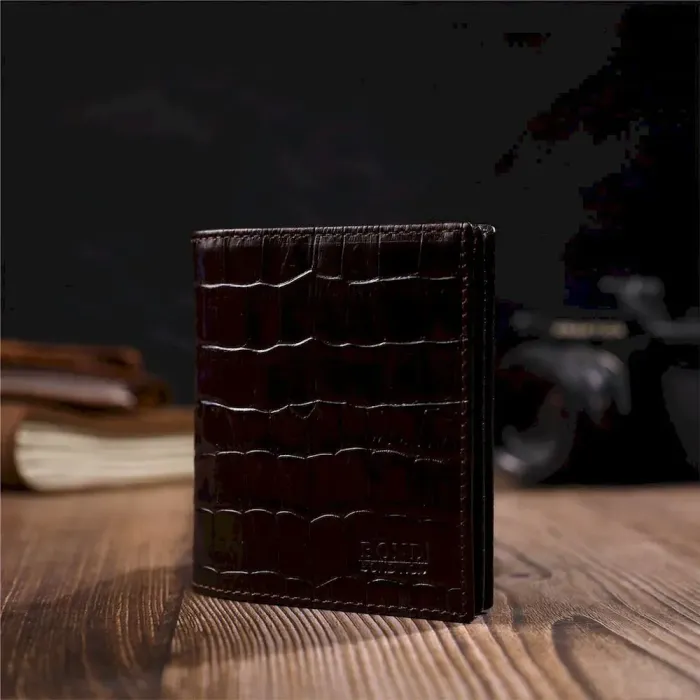 Вертикальне фактурне портмоне для чоловіків з натуральної шкіри з тисненням під крокодила BOND 22061 Коричневий
