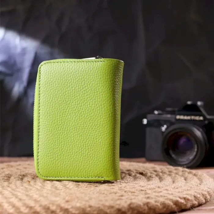 Вертикальное яркое портмоне с монетницей на молнии из натуральной кожи флотар CANPELLINI 21603 Салатовое