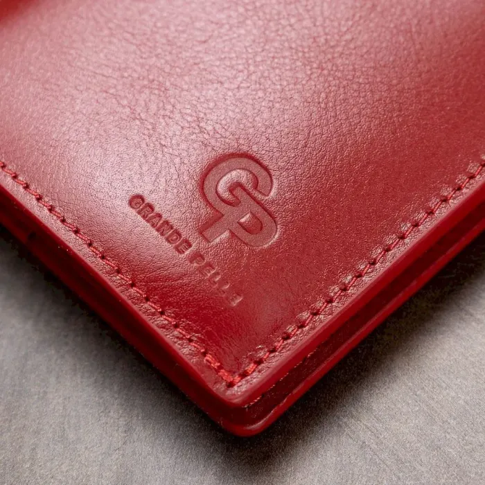 Вертикальне жіноче портмоне GRANDE PELLE 11555 Червоний