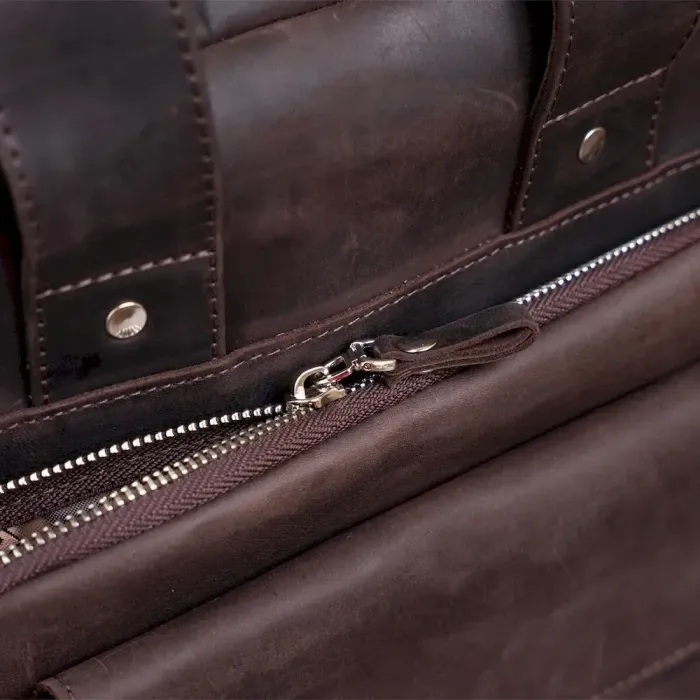 Вінтажна сумка під А4 вертикального формату в матовій шкірі 11166 SHVIGEL, Коричнева