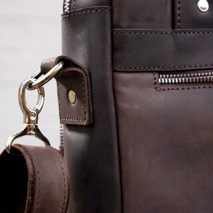 Вінтажна сумка під А4 вертикального формату в матовій шкірі 11166 SHVIGEL, Коричнева