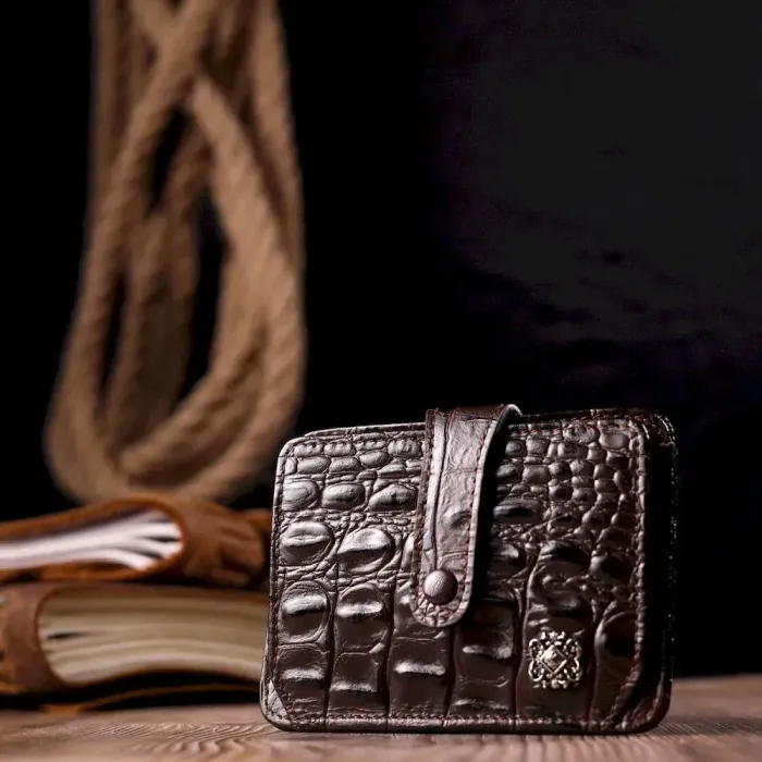 Визитница из натуральной фактурной кожи под крокодила KARYA 20965 Коричневый
