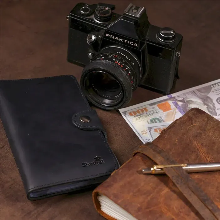 Візитниця велика Shvigel 13905 шкіряна Чорна