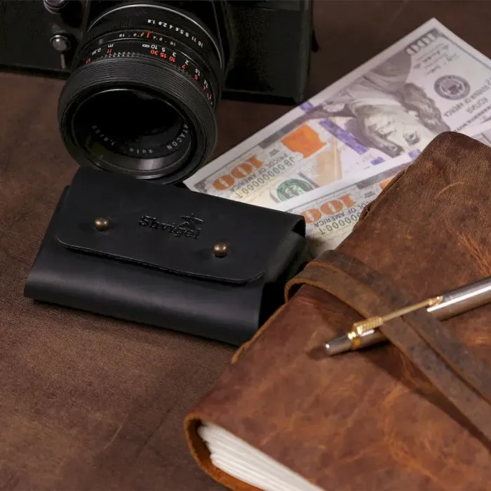 Візитниця SHVIGEL 16159 із натуральної вінтажної шкіри Чорна