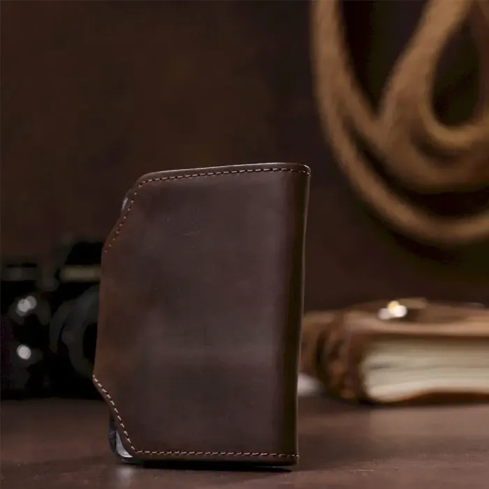 Візитниця вертикальна Shvigel 13908 шкіряна Коричнева