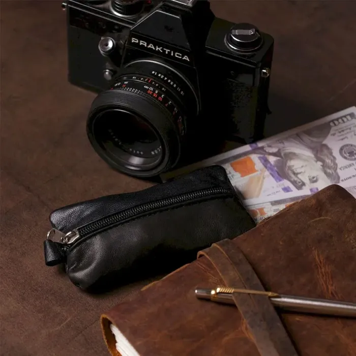 Містка ключниця з натуральної шкіри Shvigel 15203 Чорна