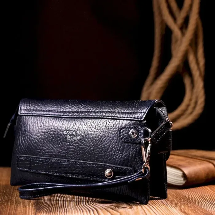 Вместительная мужская барсетка с клапаном KARYA 20909 кожаная Синий