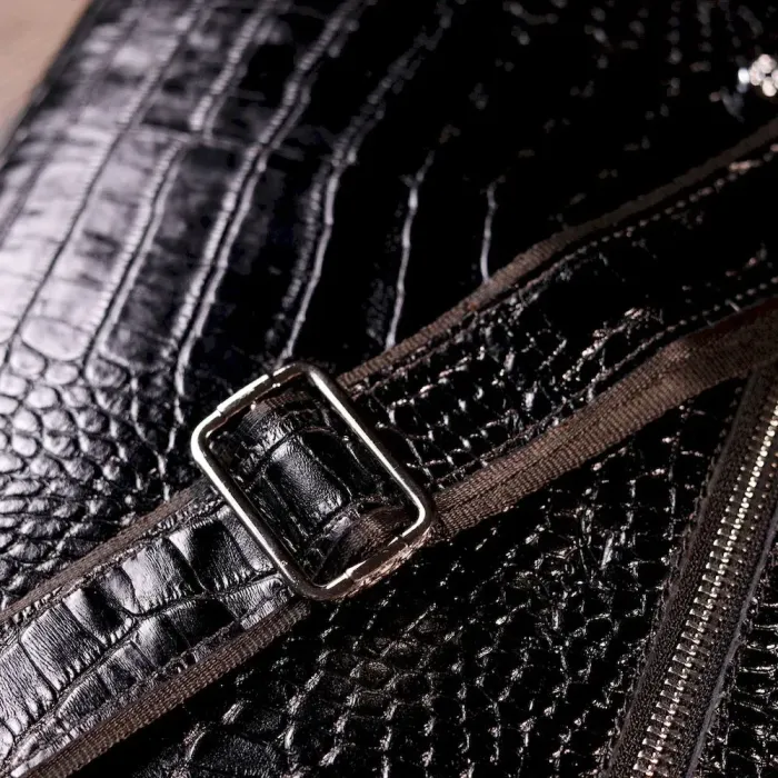 Вместительный мужской портфель KARYA 20939 кожаный Черный