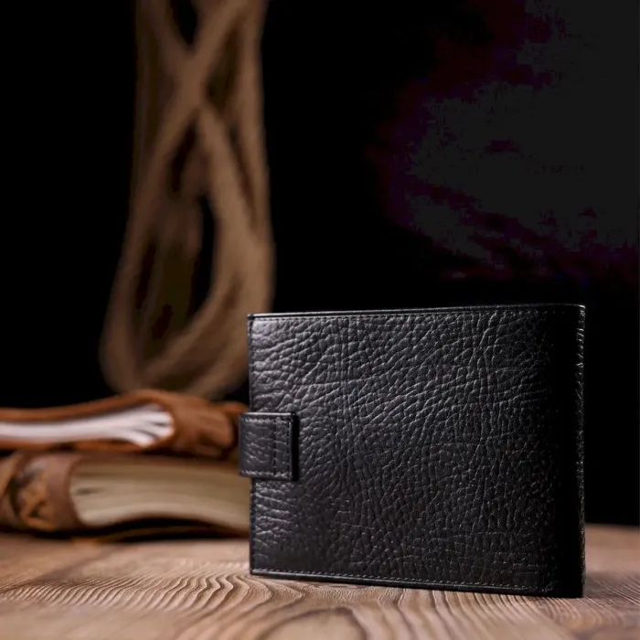 Містке чоловіче портмоне з хлястиком з натуральної шкіри KARYA 21087 Чорний