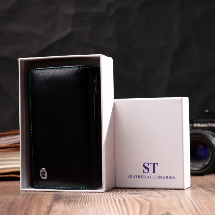 Місткий шкіряний гаманець у три складання для жінок ST Leather 19444