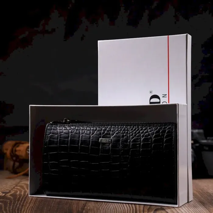 Місткий чоловічий клатч з натуральної шкіри з тисненням під крокодила BOND 22049 Чорний