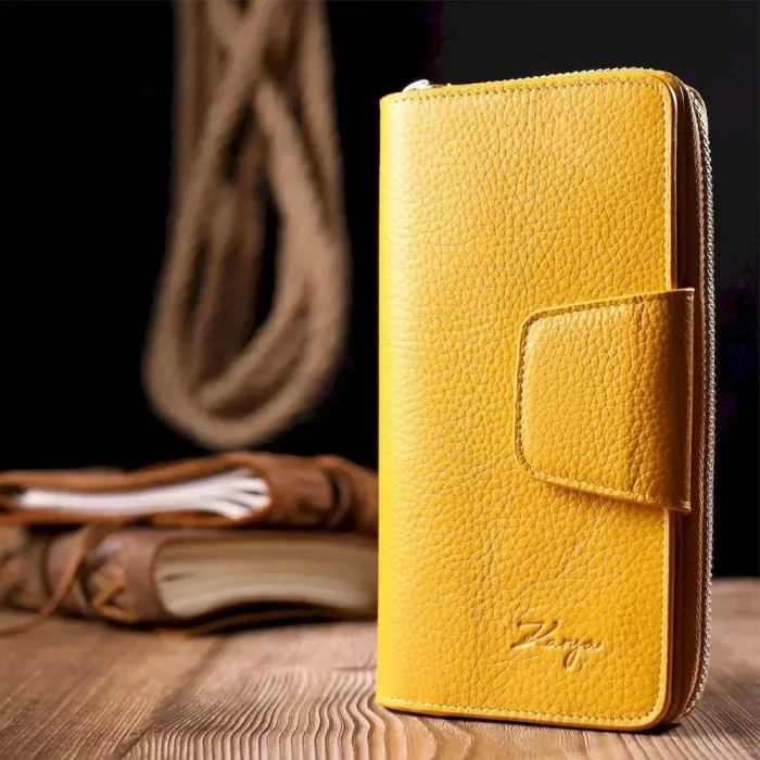 Вместительный женский кошелек из натуральной кожи KARYA 21150 Желтый