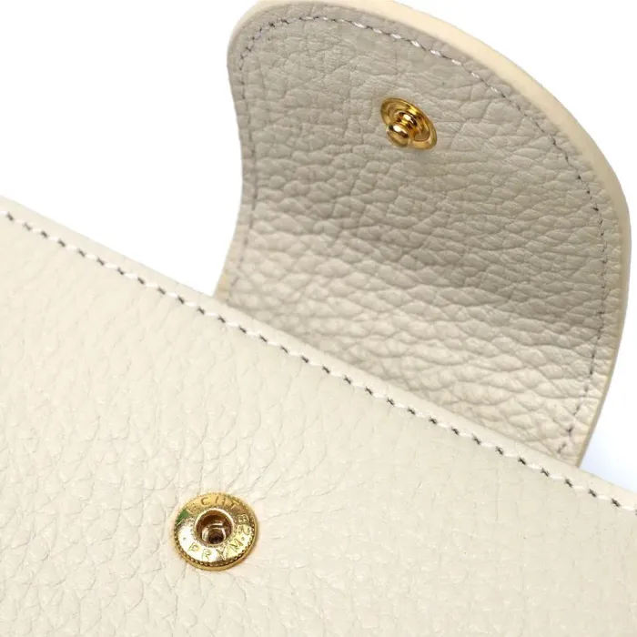 Вместительный женский кошелек из натуральной кожи Tony Bellucci 22018 Молочный