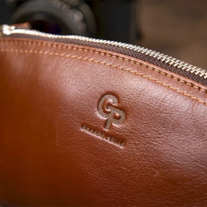 Женская косметичка из натуральной кожи GRANDE PELLE 11510 Коричневый