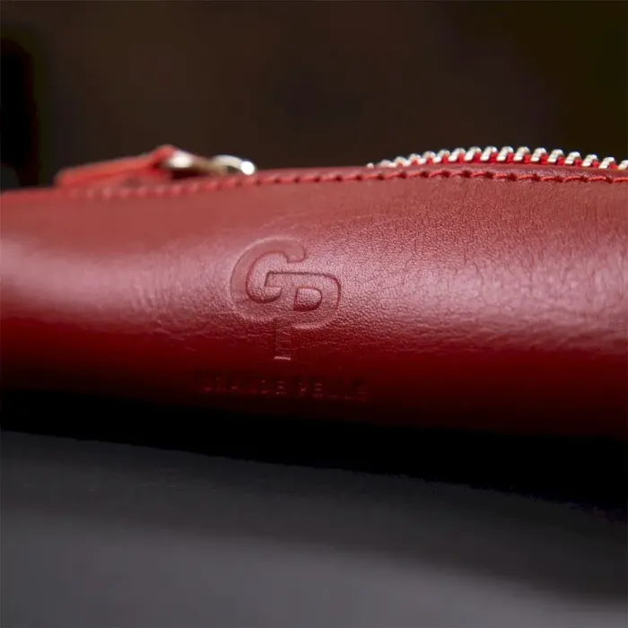 Жіноча шкіряна ключниця GRANDE PELLE 11341 Червоний