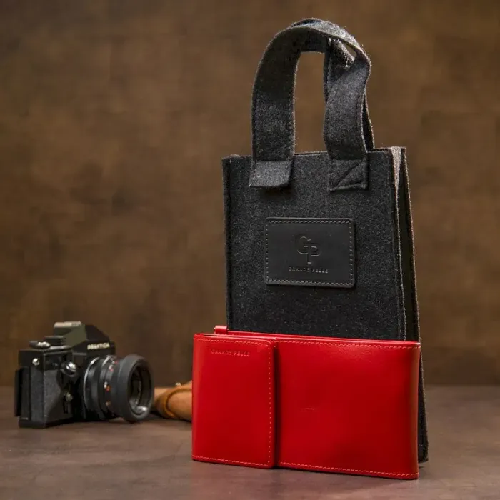 Жіноча шкіряна сумка-гаманець GRANDE PELLE 11441 Червоний