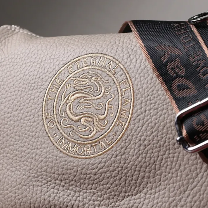 Женская сумка с вышивкой на лицевой стороне из натуральной кожи Vintage 22625 Бежевая