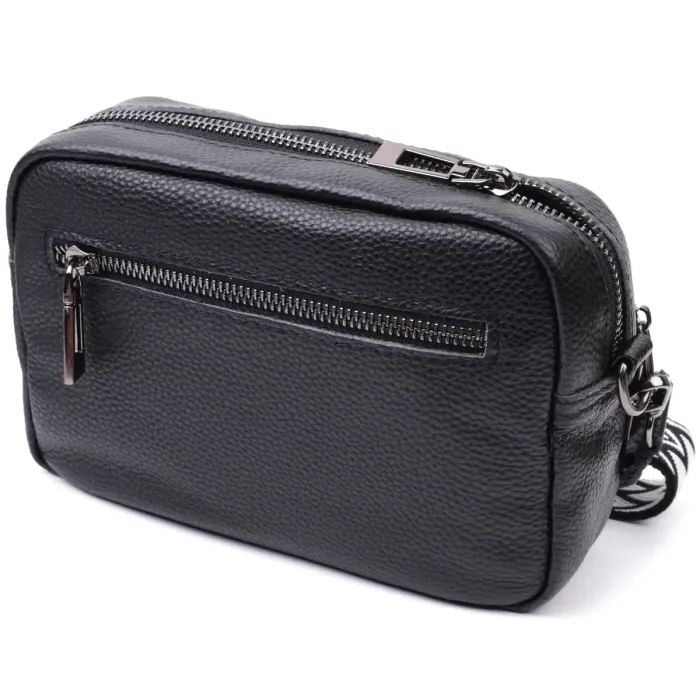 Женская сумка в классическом цвете с накладным карманом из натуральной кожи Vintage 22640 Черная