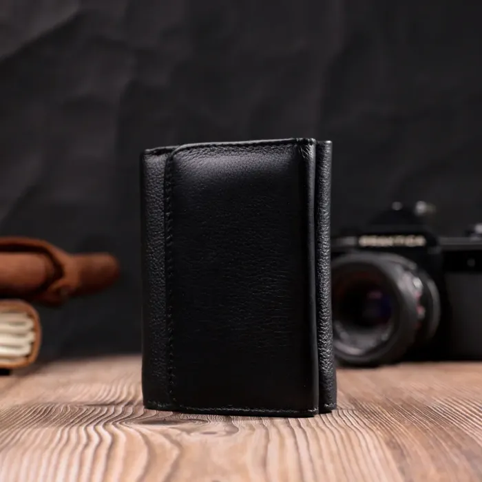 Жіночий горизонтальний гаманець ST Leather 19477 Чорний