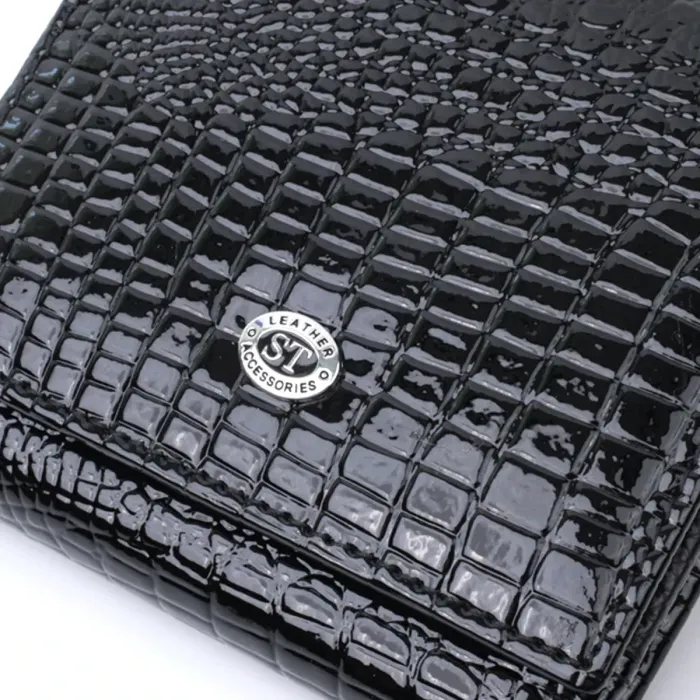 Комплектний жіночий гаманець з натуральної лакованої шкіри ST Leather 22688 Чорний