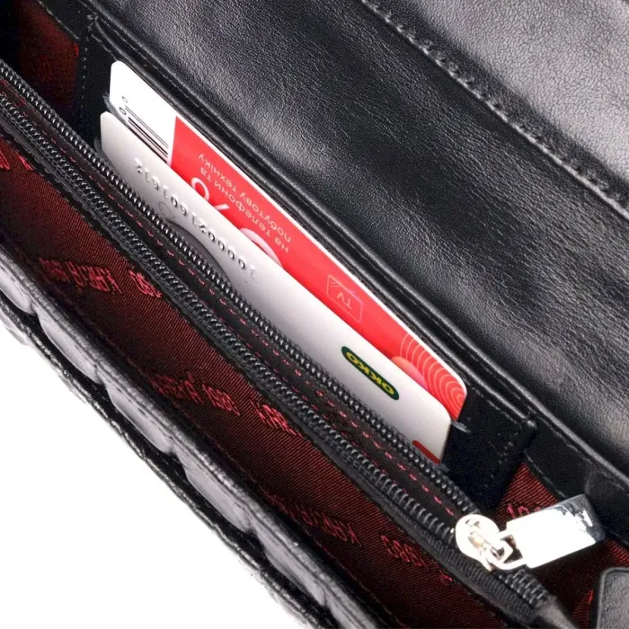 Жіночий гаманець з клапаном із фактурної шкіри під крокодила KARYA 21107 Чорний