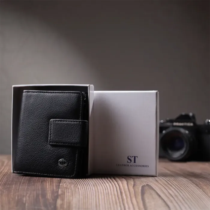 Жіночий гаманець з монетницею та блоком для пропусків із натуральної шкіри ST Leather 22713 Чорний