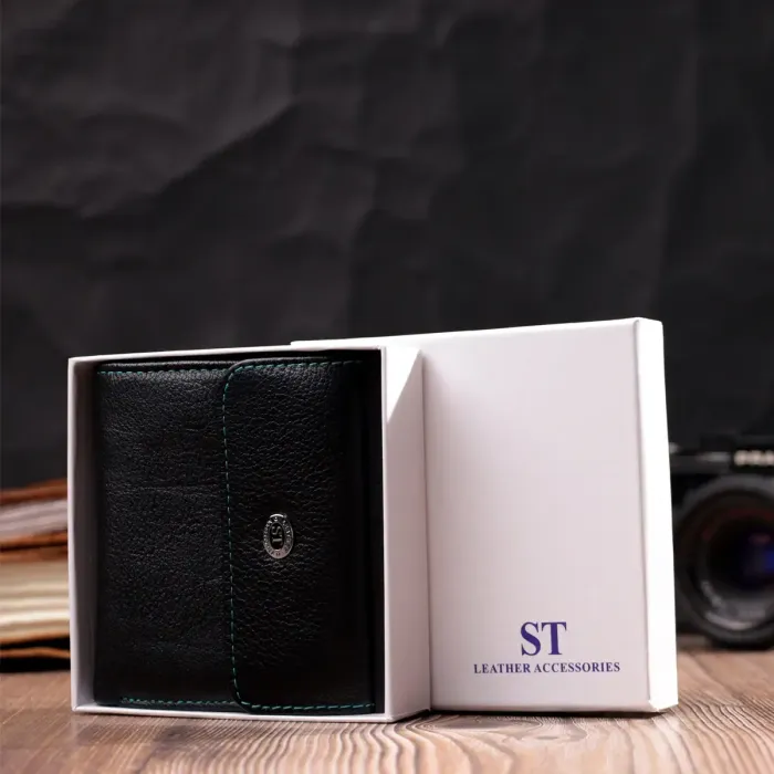 Оригінальний жіночий гаманець середнього розміру з натуральної шкіри ST Leather 19500 Чорний