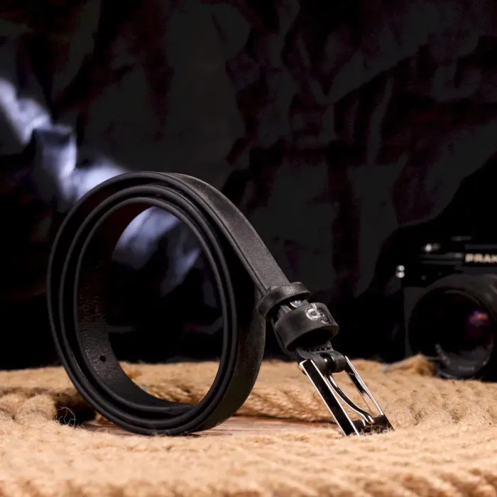 Жіночий ремінь із натуральної шкіри у вінтажному стилі Grande Pelle 21444 Чорний