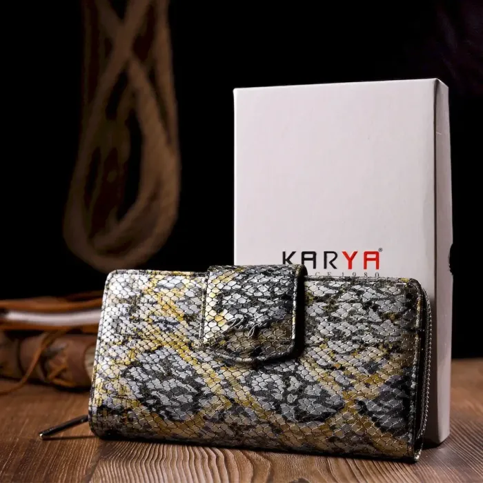 Жіноче велике портмоне з фактурної шкіри під рептилію KARYA 21104 Сірий